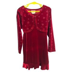 Girl’s Velour Dress Sz 6x (EUC). Smoke free, pet friendly home.